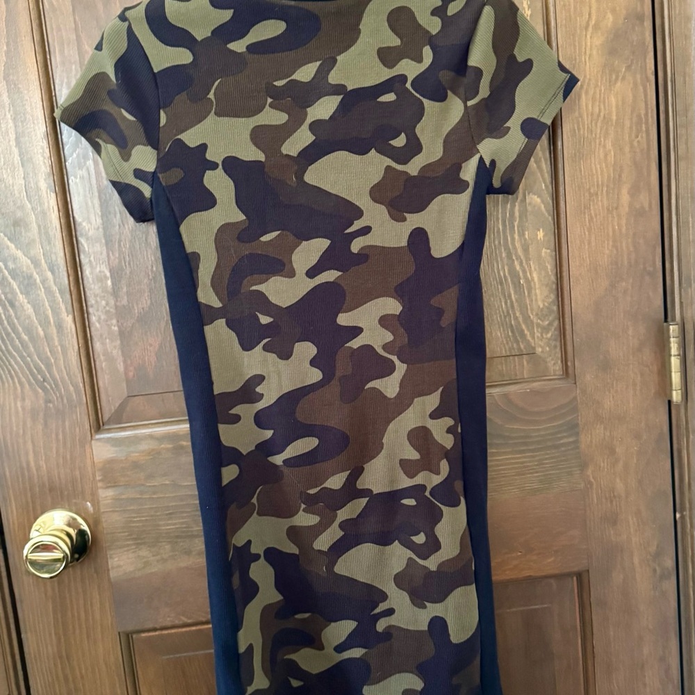 Guess mini dress - Picture 13 of 13